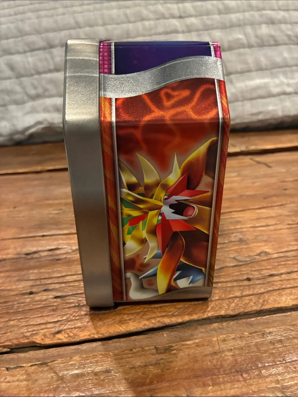 Pokémon Paradox Destinies Tin - Iron Boulder - empty